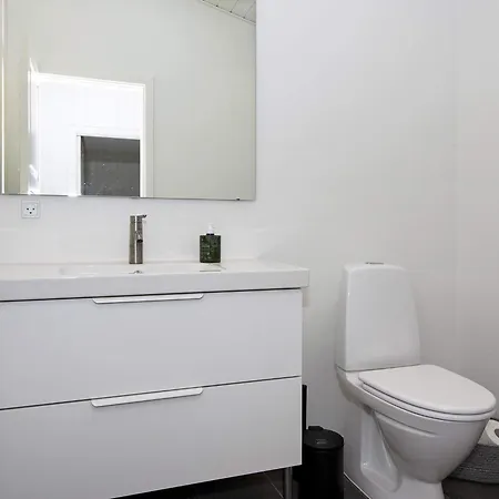 Сasa de vacaciones 8 Person In *